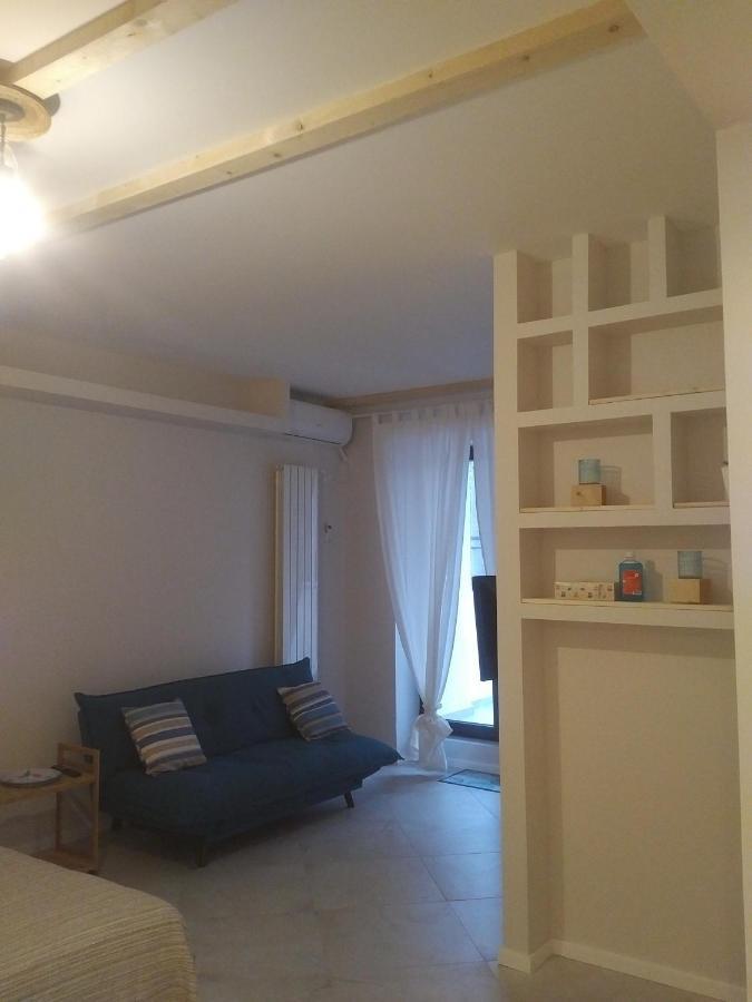 Ferienwohnung Marina Central Sunshine Studio Bukarest Exterior foto
